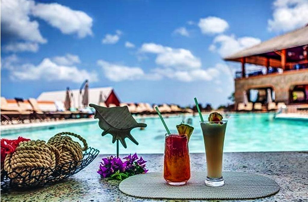 Black Rock Le Grand Courlan Spa Resort Adults Only מראה חיצוני תמונה